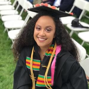 Meet your Posher, Briana